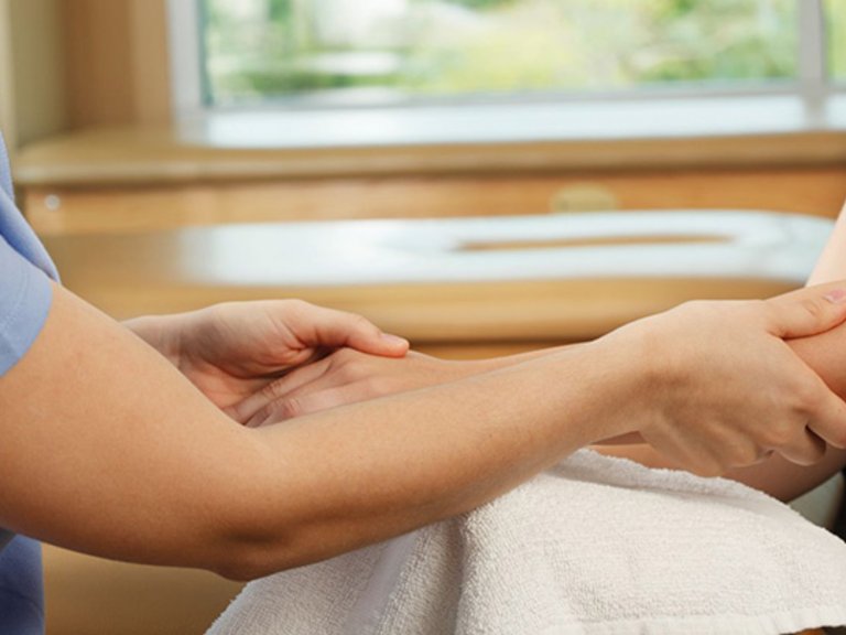csm_Fistula-Care_720x405_b4d75876a5.jpg