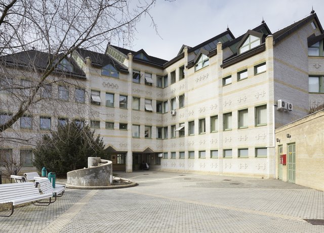 csm_Pecs_Centrum_building_my_suggestion_a098158ea4.jpg csm_Pecs_Centrum_building_my_suggestion_a098158ea4.jpg
